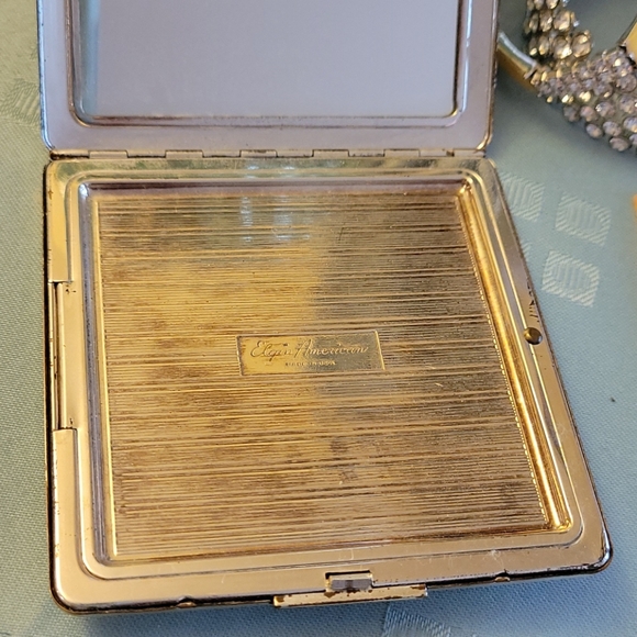 Vntg Elgin American Goldtone Textured Compact - Picture 3 of 7